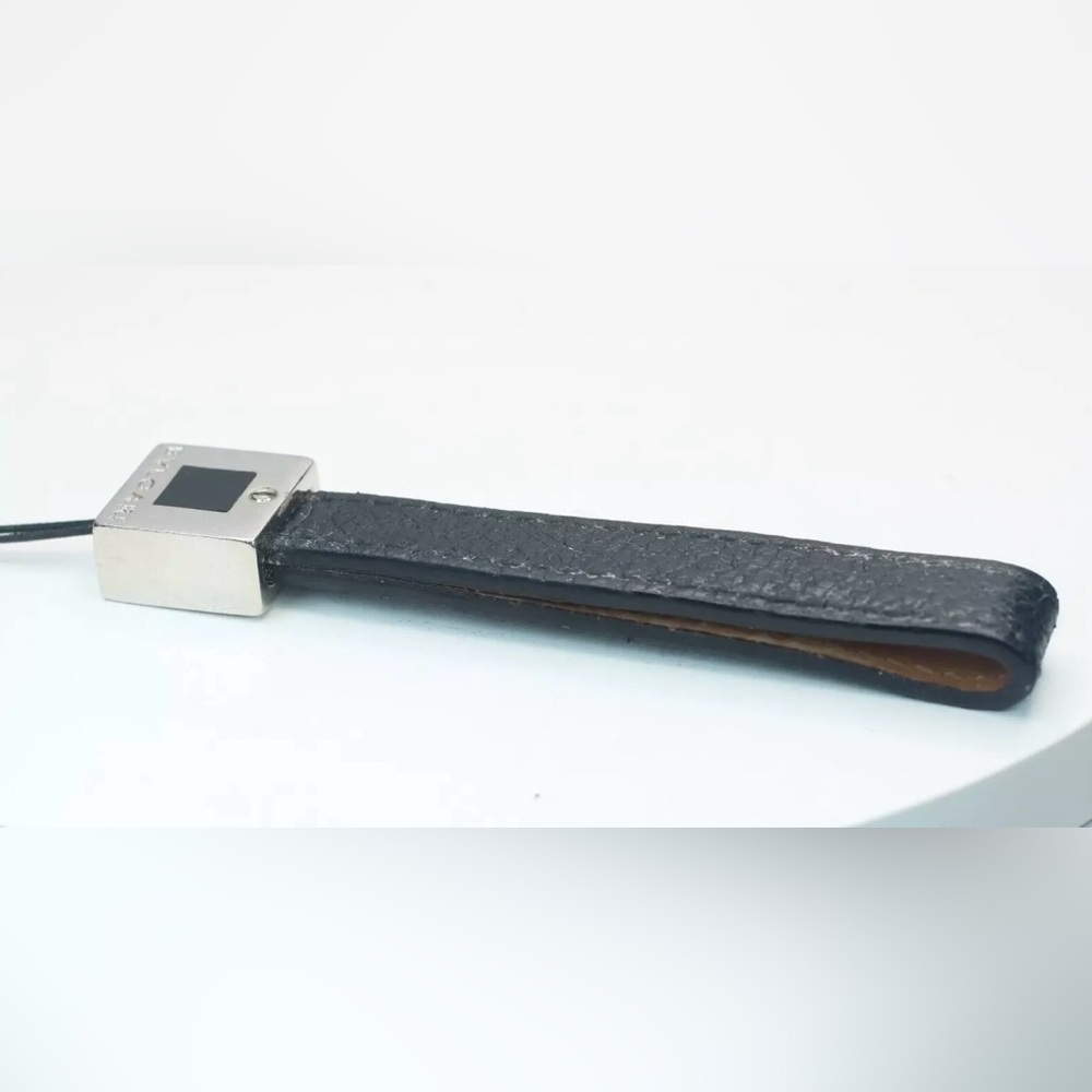 Bvlgari Cellphone Accessory. - Picture 2 of 7